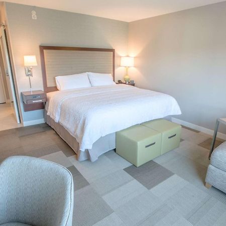 Hampton Inn By Hilton Amesbury, Ma Exterior photo